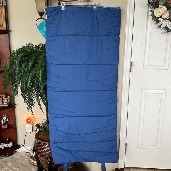 Brand New Living Quarters Kids Sleeping Bag Blue Sports Zippered Cotton Rollup - Picture 12 of 16